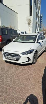 هيونداي إلنترا 2017